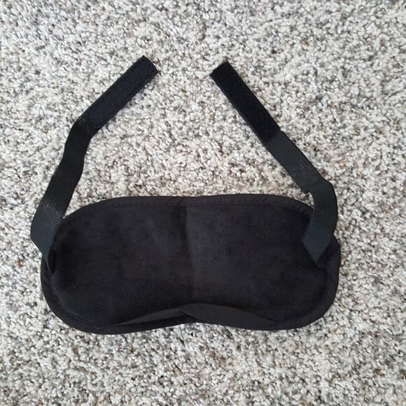 United Airlines Polaris First Class Therabody Kit Cross Body Belt Bag Fannypack - Picture 5 of 11